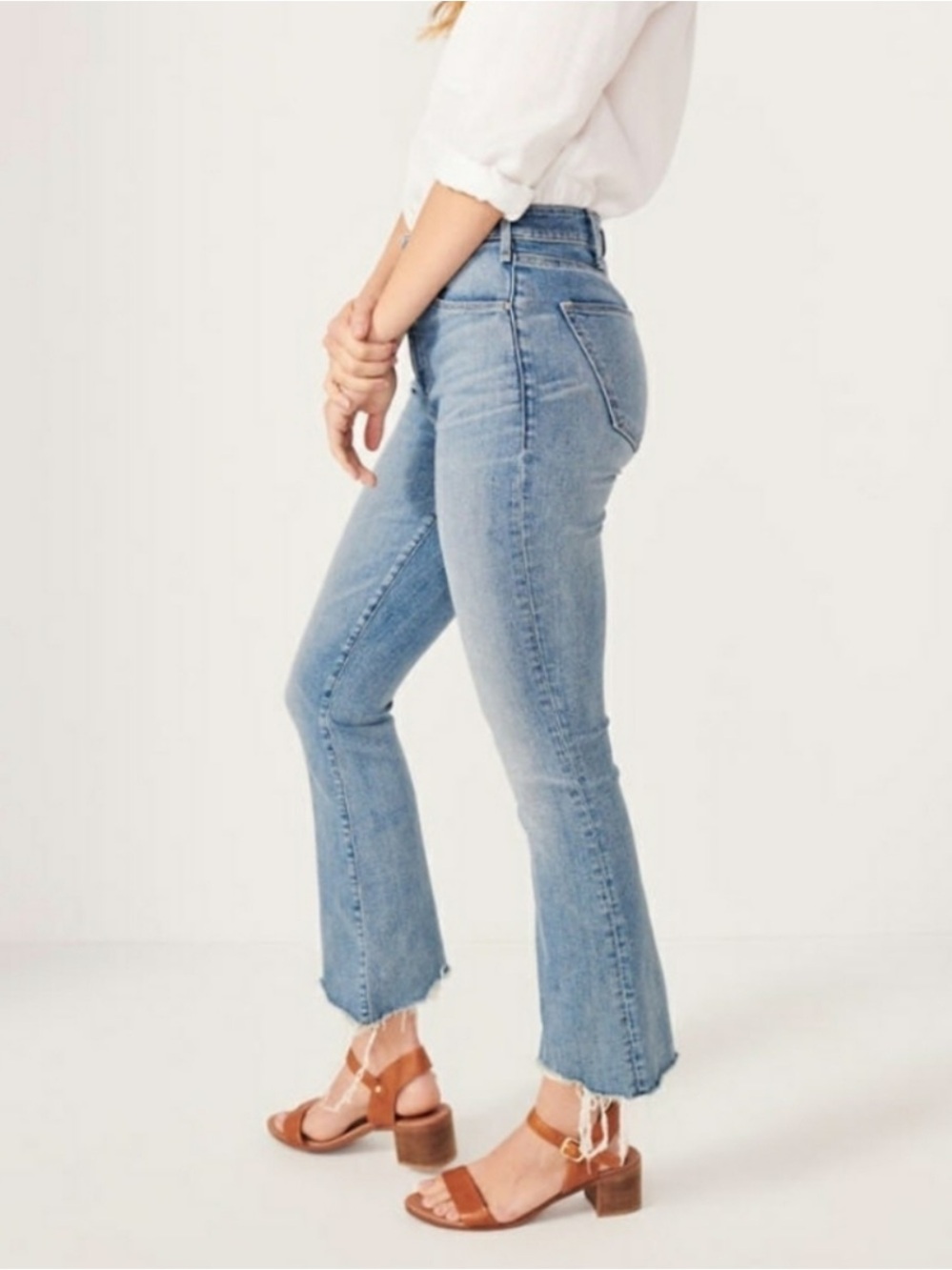 Abercrombie & Fitch Simone high rise ankle flare light wash jeans